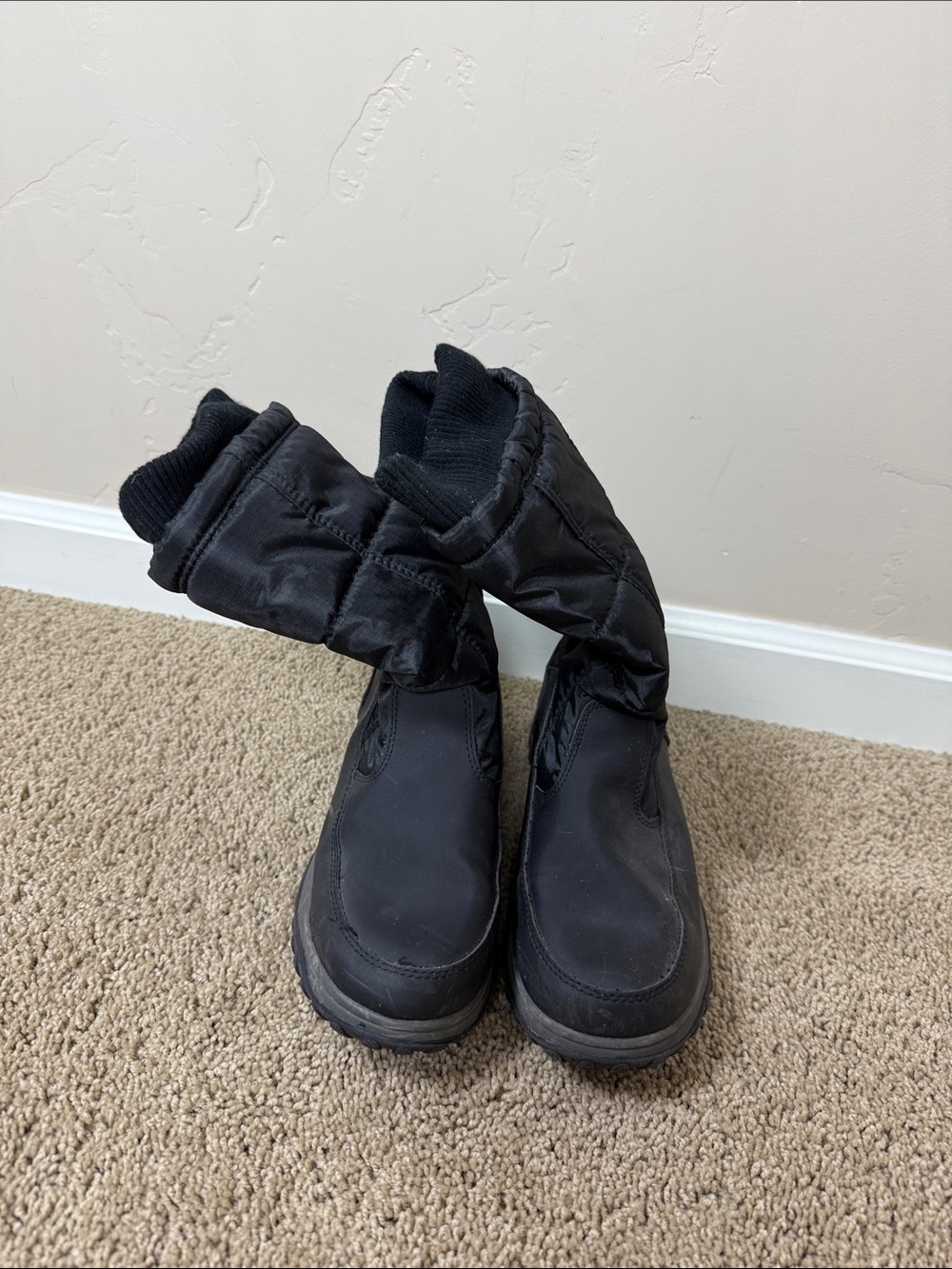 Cougar | Black Women's Insulated Winter Boots | 8